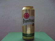 une boîte de bière Pilsner Urquell