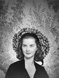 Barbara Ann Scott portrait 1946.jpg