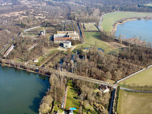 Vue aérienne de l'abbaye et des environs