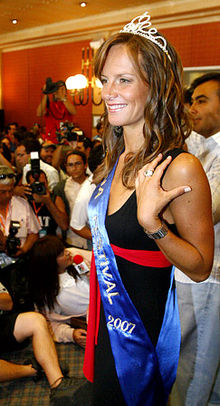 Diana Bolocco couronnée Reine du Festival de Viña del Mar en février 2007.