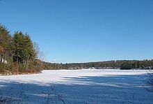 L'étang de Walden, en hiver.