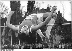 Bundesarchiv Bild 183-W0718-0022, Gerd Wessig.jpg