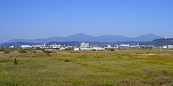 Vue des monts Kirishima depuis la ville de Kirishima.