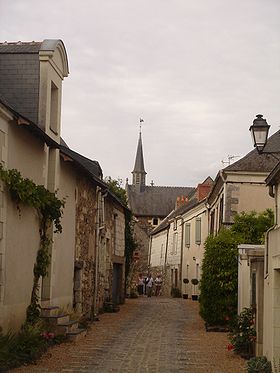 Un ruelle dans le village de Béhuard.