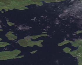 Image satellite de Flotta (en forme de « C »).