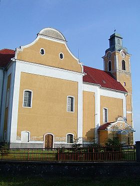Kostol Povysenia sv. Kriza - Nitrianska Blatnica.jpg