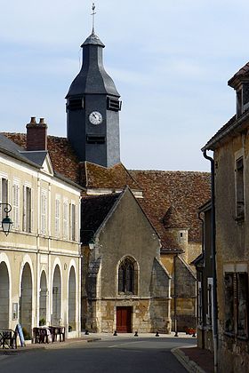 Bourg du village et l'église Saint-Martin de Lainsecq