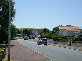 Le bourg de Médis vu depuis la rue Georges-Brassens