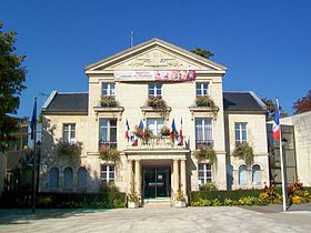 L'hôtel de Ville de Nogent.