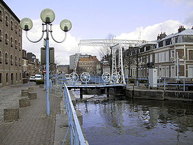 La Scarpe à Douai, quai du Petit Bail