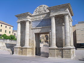 Puerta del Puente, Córdoba (España).JPG