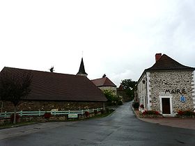 Le bourg de Saint-Pierre-de-Frugie