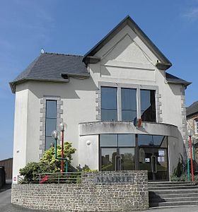 Mairie de Saint-Sauveur-des-Landes.