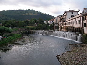 Río Bidasoa en Elizondo.JPG