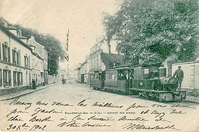 Une rame à vapeur dans la Grande rue d'Aval, avant 1903