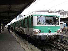  Un X 4500 non modernisé en gare de Nevers.