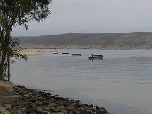 Fisher boats Restinga peninsula, Angola.jpg