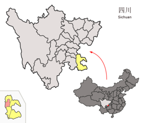 Localisation des trois districts de Luzhou (en rose) dans la préfecture de Luzhou (en jaune)
