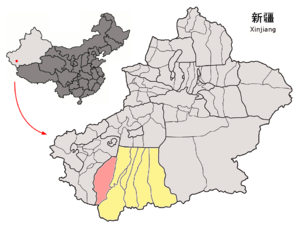 Localisation du xian de Pishan (en rose) dans la préfecture de Hotan (en jaune)