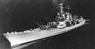 Maquette d'un navire de classe Montana en 1944