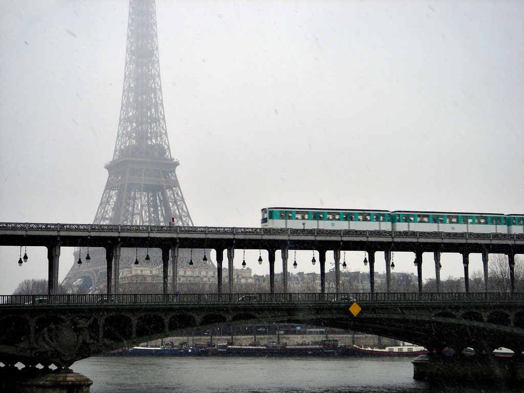 ... 57bdf03ba8 b Metro de Paris ligne 6 traversee de la Seine.jpg