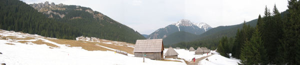 Dolina Chochołowska - panorama.jpg