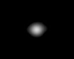 Adrastée, tel qu'il apparaît sur une image prise par la sonde Galileo entre 1996 et 1997.
