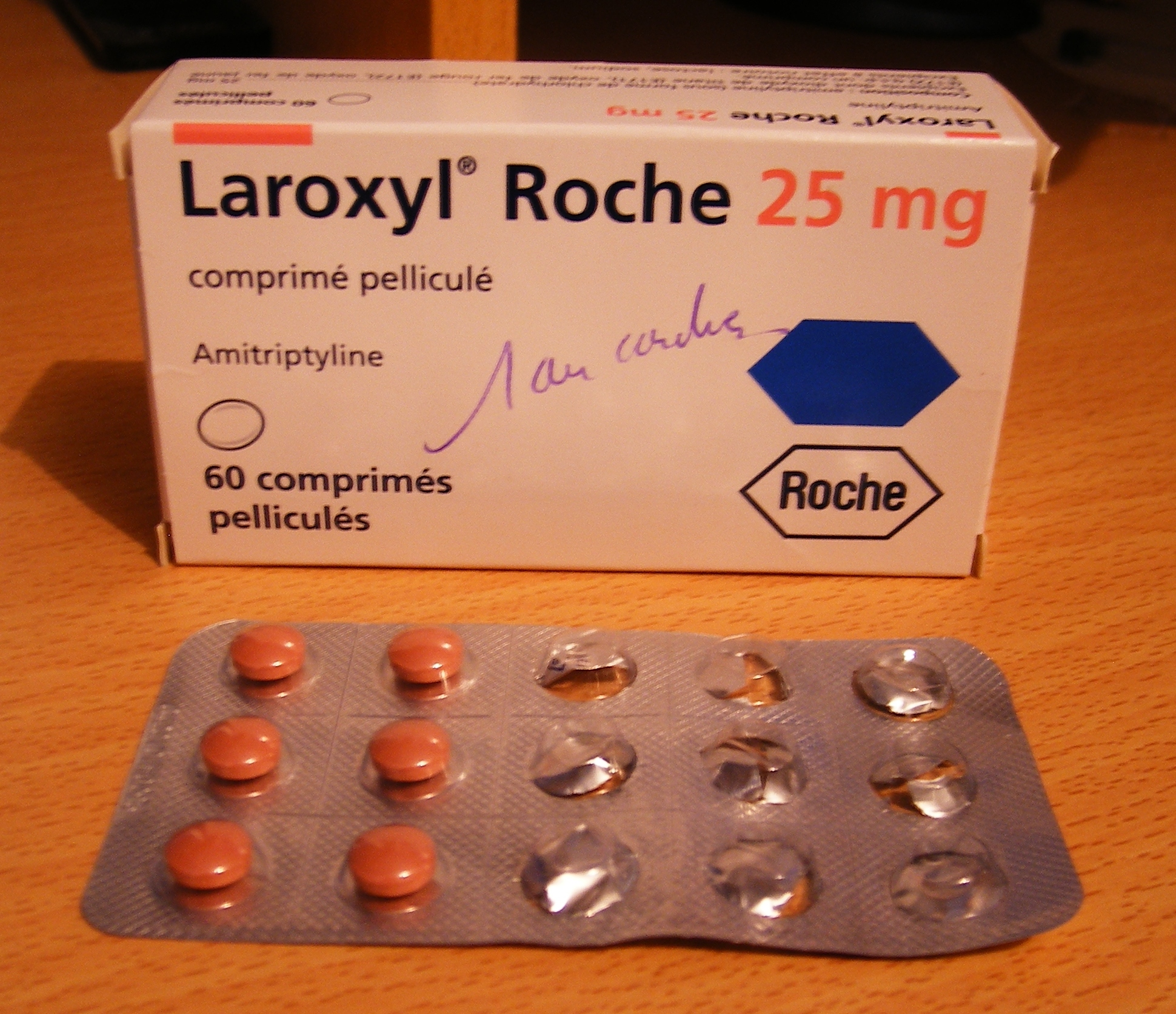 laroxyl amitriptyline 40mg