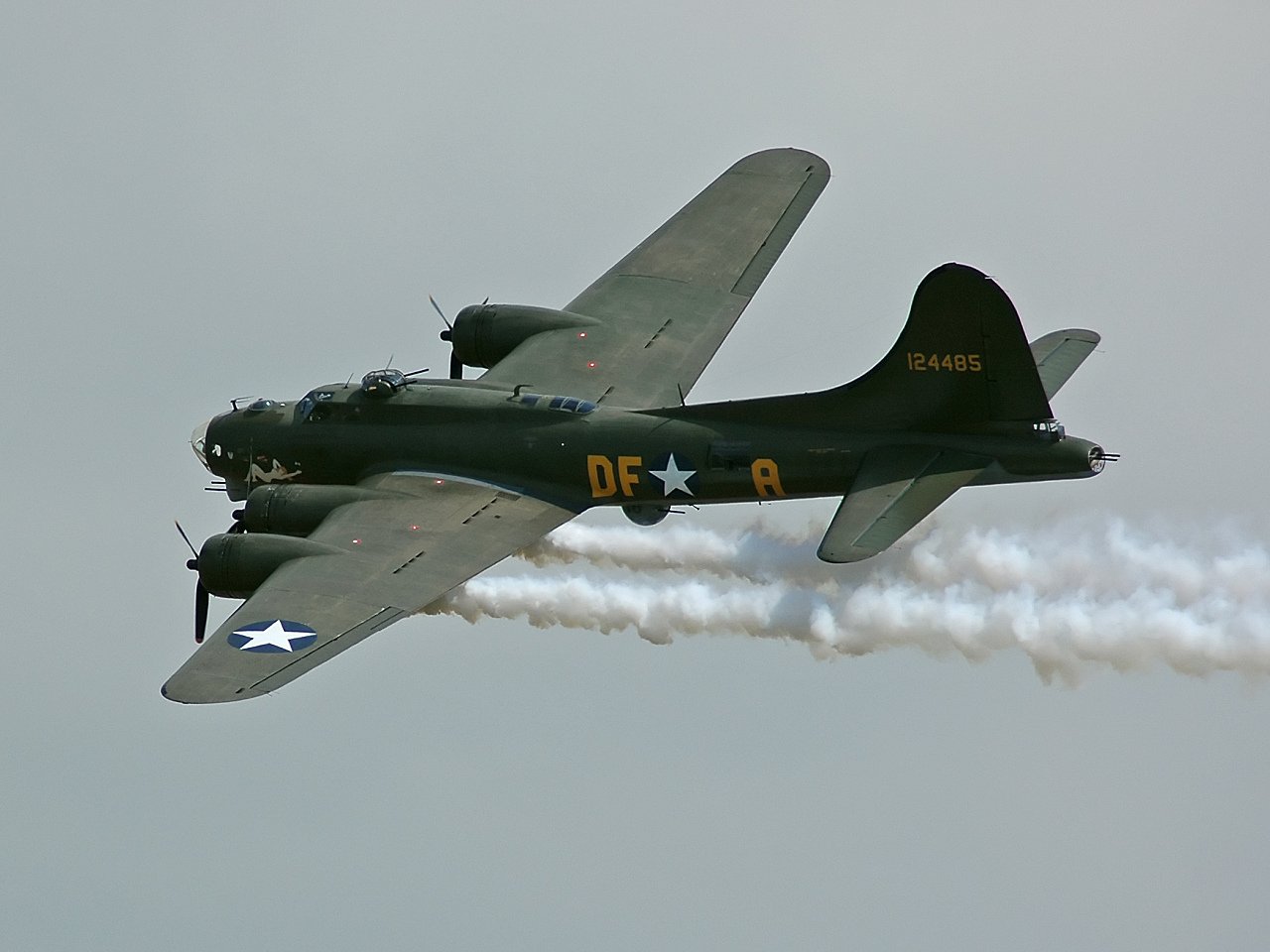 B-17: The Flying Fortress [1987 Video]
