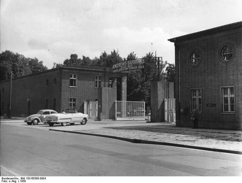 Lichterfelde+Barracks lichterfelde ouest kadettenweg lichterfelde ouest art déco villa ...