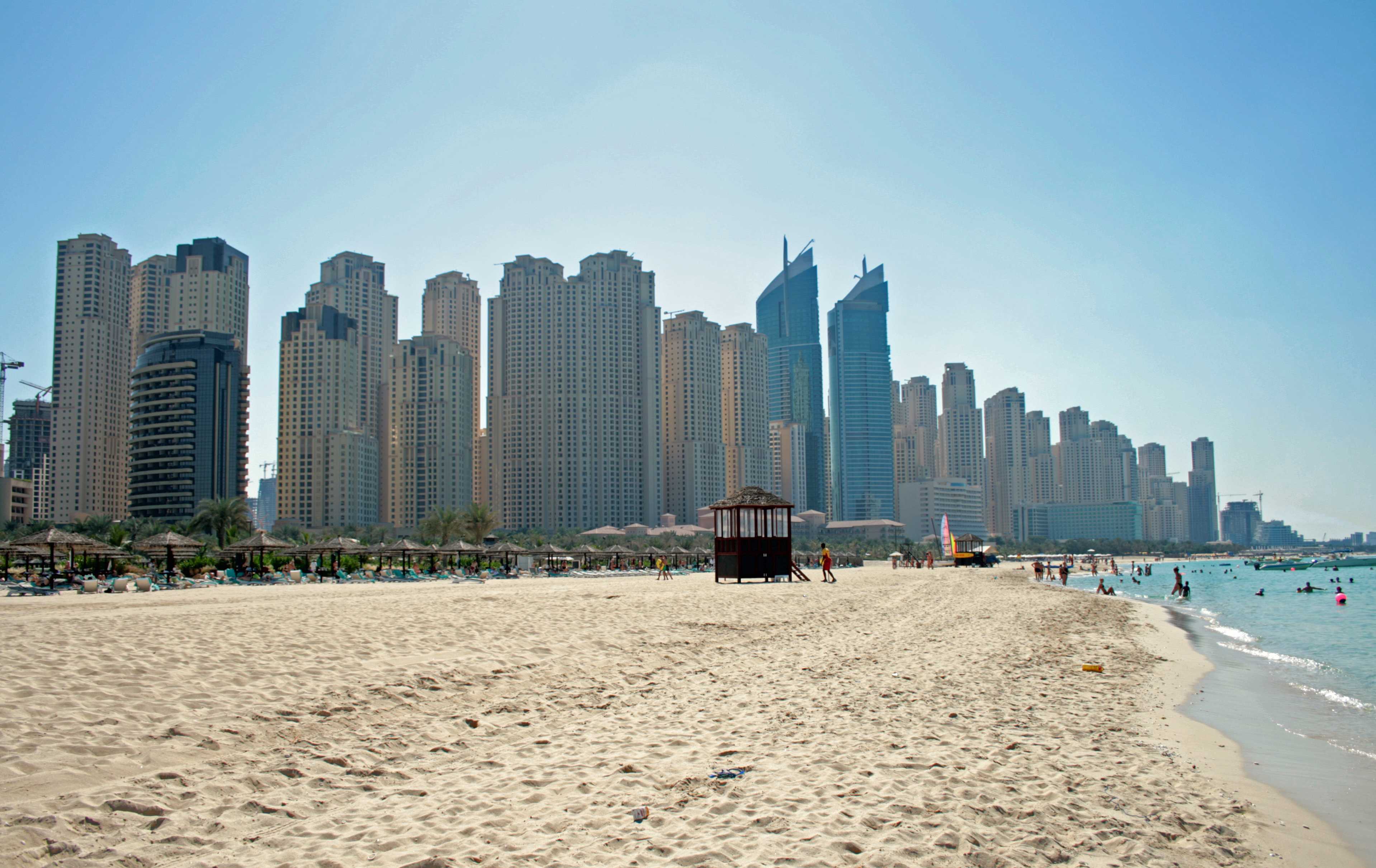 Dubai_Jumeirah_Beach.JPG