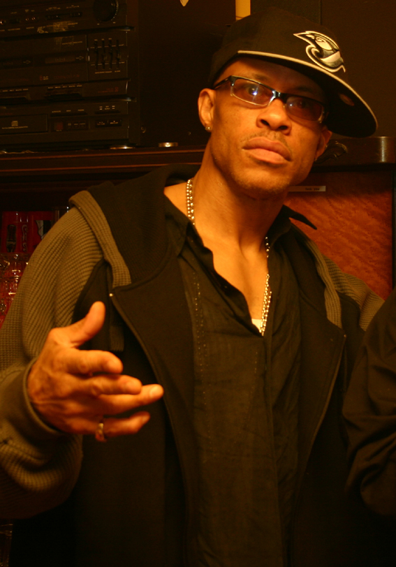 http://fr.academic.ru/pictures/frwiki/71/Guru.jpg