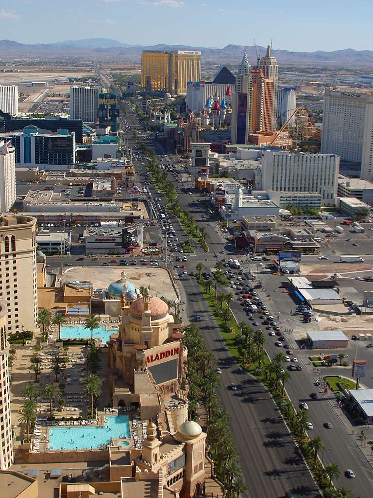 Hotels n the strip Bank gay spank