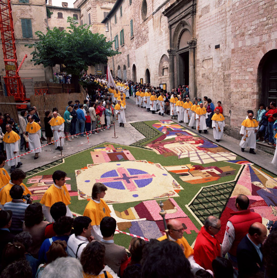 Spello_-_Infiorate_1.jpg