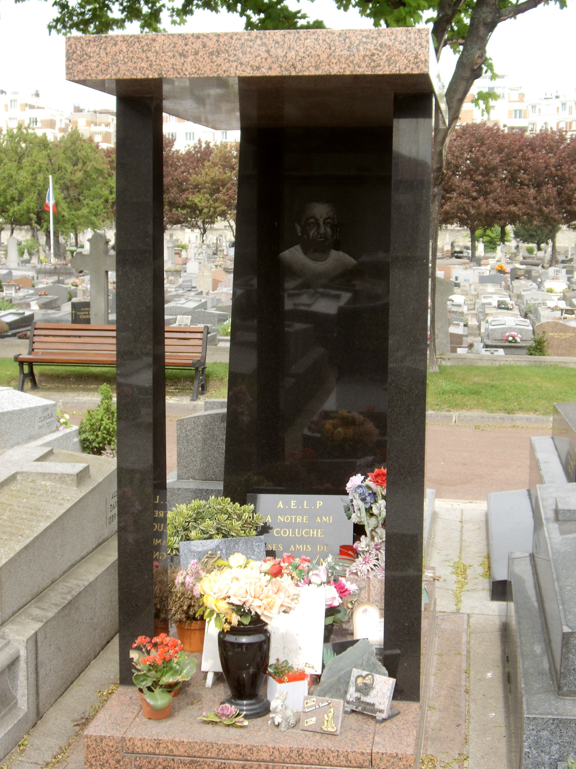 rencontre coluche abbé pierre