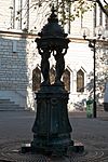 Fontaine Wallace Place du Père-Marcellin-Champagnat.jpg