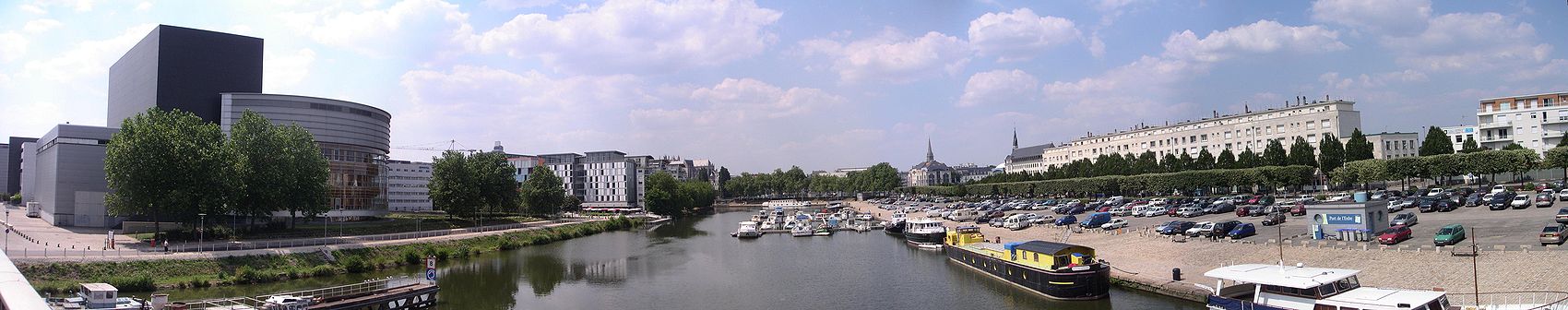 Panorama-Nantes-vue-du-pont-de-tbilissi.jpg