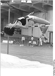 Bundesarchiv Bild 183-1987-0208-011, Susanne Beyer-Helm.jpg