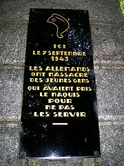 Détail centre monument.JPG