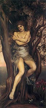 La peinture montre une femme peu vêtue, assise au centre d'un arbre.