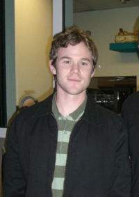 Aaron Ashmore, 2006.jpg