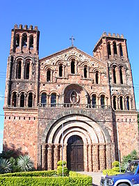 Paraguay church.jpg