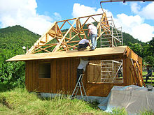 Construction en une semaine d'une maison 100% bamboun certifiée parasismique et paracyclonique