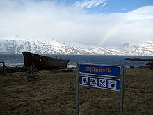 Accéder aux informations sur cette image nommée Djúpavík.jpg.