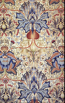 Panneau brodé représentatif de l'esthétique des productions des ateliers de William Morris