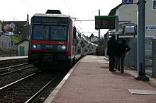 Rame Z 20500 en provenance de Malesherbes et à destination de Paris-Gare-de-Lyon
