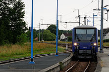 Train TER X 74501 arrivant en gare.