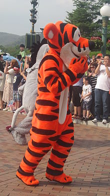 Tigrou lors d'une parade à Hong Kong Disneyland