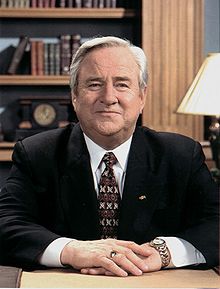 Jerry Falwell portrait.jpg