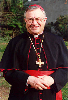 Kardinal lehmann 2001.jpg